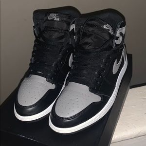 Jordan 1s” Shadow 2018”